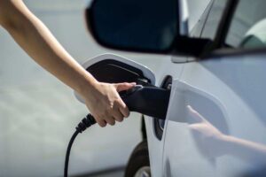 Auto elettrica nuova trovata