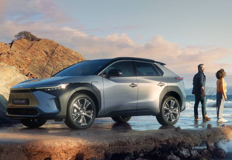 Toyota elettrica batterie allo stato solido