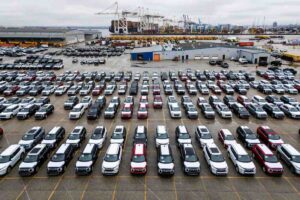 Arriva la decisione a sorpresa del colosso dei motori: c'è di mezzo una nuova auto elettrica