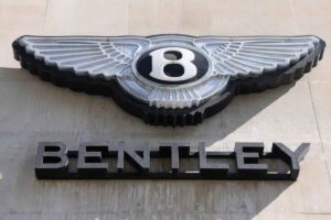 Bentley si prepara a lanciare un nuovo SUV