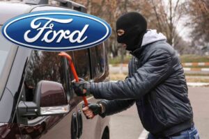 Clamorosa storia dei furti Ford