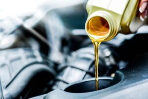 Truffa olio vendita auto usata