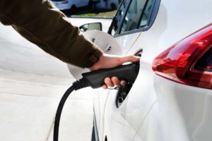 Auto elettrica dura opposizione